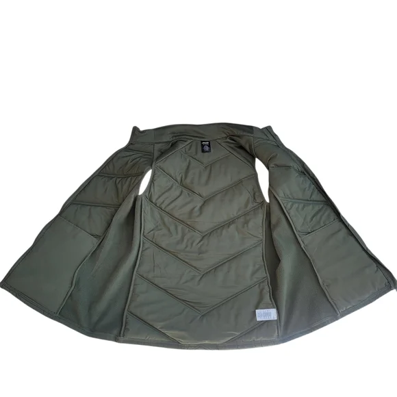 Like New Avia Olive Leaves Quilted Vest Size XL - Picture 12 of 12